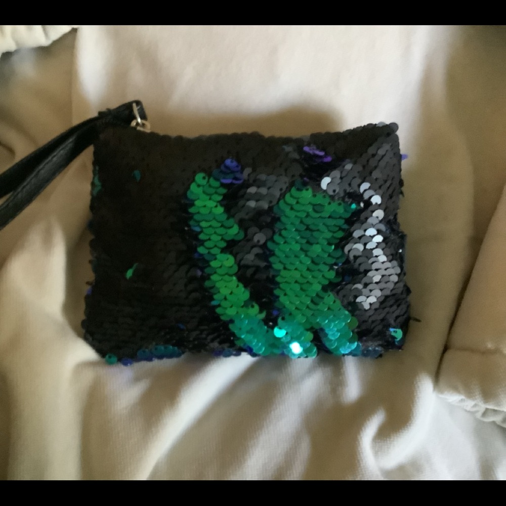 Green and Black Mermaid Wristlet 🧜‍♀️